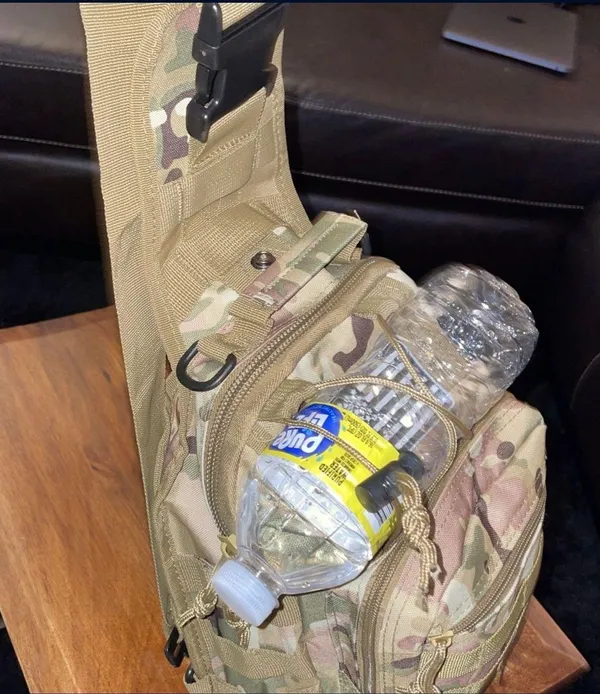 Shoulder Bag Gold - Image 11