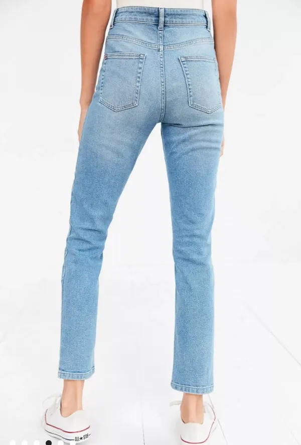 BDG Girlfriend Jeans - Image 2