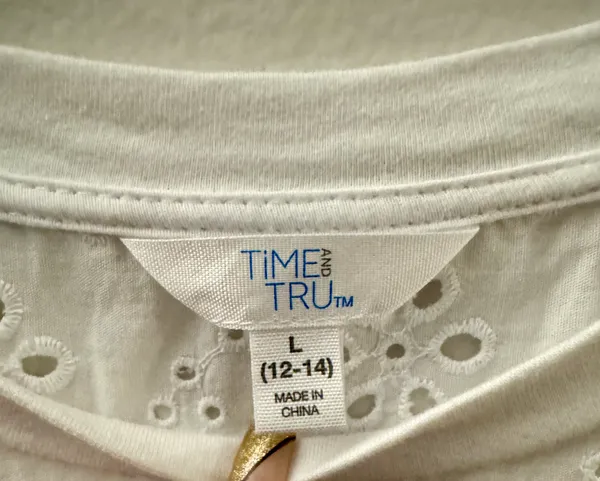 White Cotton Short Sleeve T-Shirt Large - Image 4