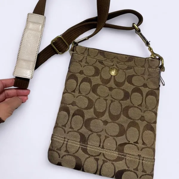 Brown Coach crossbody bag - Image 2