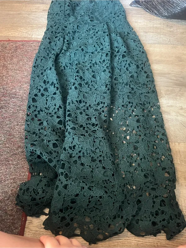 ASTR Green Lace Midi Dress - Image 12