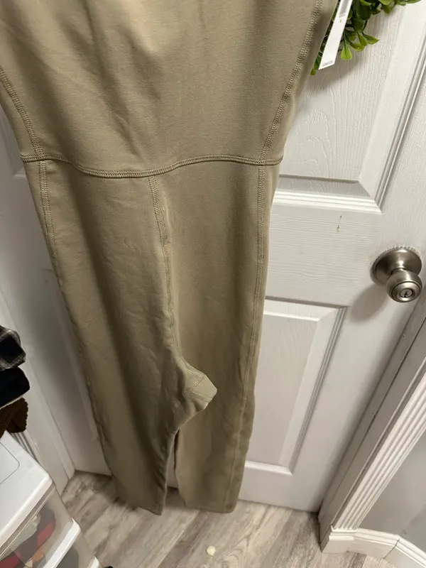 Old Navy Jumpsuit - Image 3