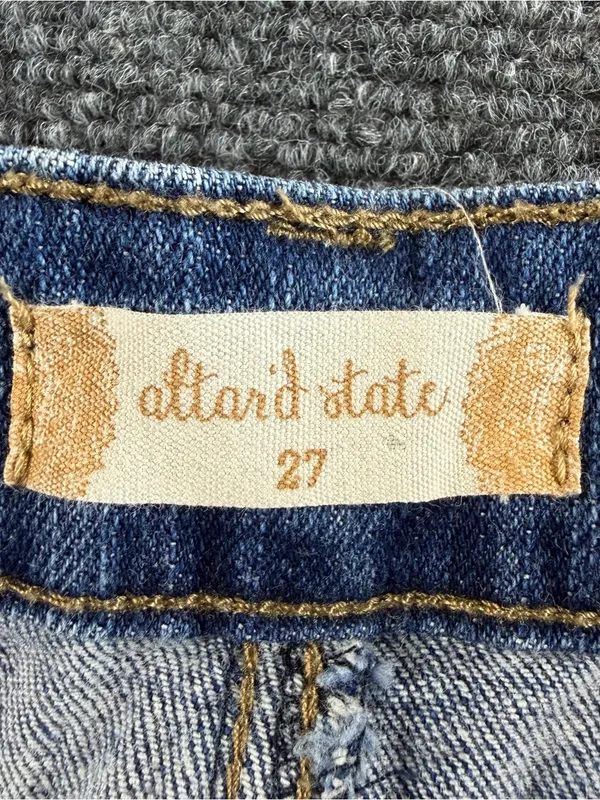 Altar'd State Women’s Cutoff White Lace Fringe Distressed Boho Jean Shorts Sz 27 - Image 6