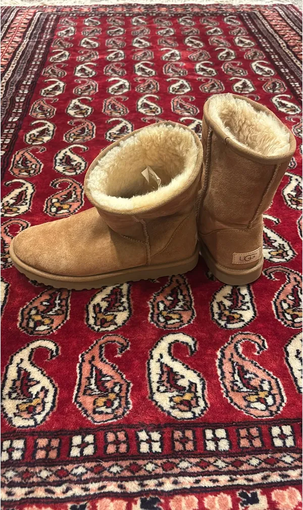 UGG Boots - Image 2