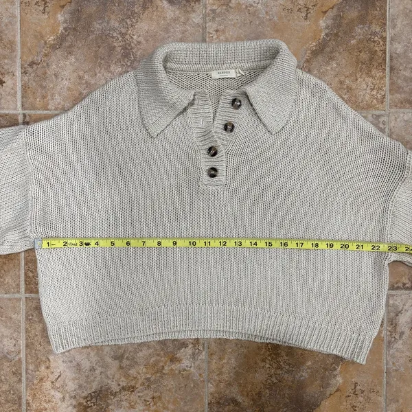 Harper Heritage cream knit polo henley cropped sweater - Image 3