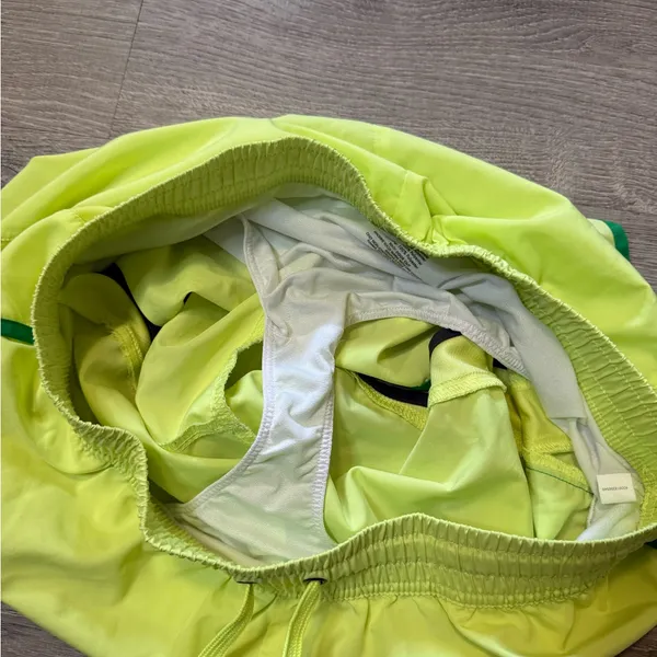 •FILA• RUNNING SHORTS - Image 4