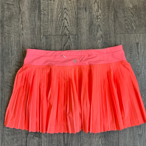 Lululemon Pleat To Street Skirt II- Grapefruit- Size 8 - Image 10
