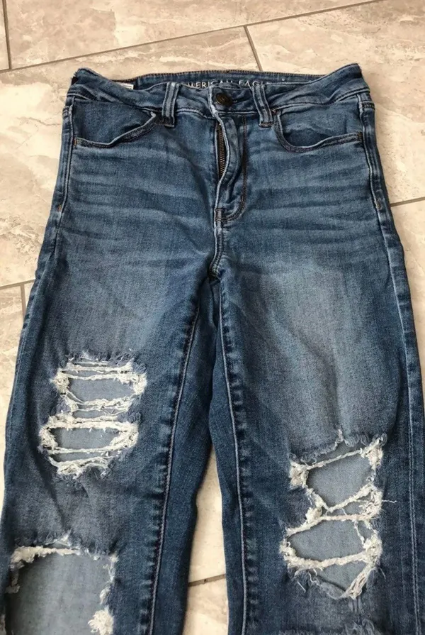 American Eagle Jeans - Image 2