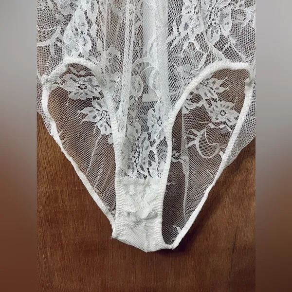 Be Wicked, Long Sleeve Lace Body Suit From Dujor Boutique NWT - Image 3