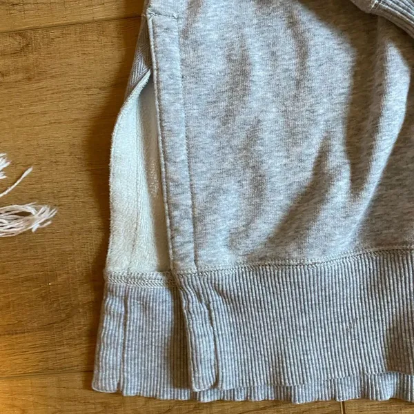 Aerie size extra small grey pullover fleece sweatshirt comfy athlesiure - Image 5
