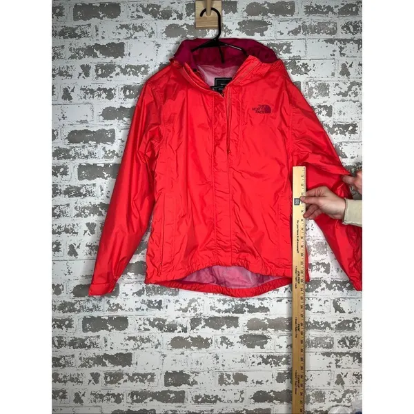 The North face | women bright colored rain coat with hood - Image 5