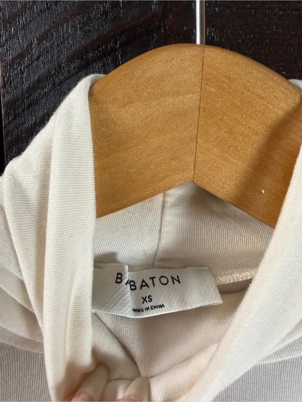 Babaton Women's Cream Long-Sleeve Turtleneck Top - Image 4