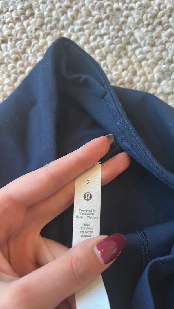 Lululemon Align Joggers 28" - Image 4