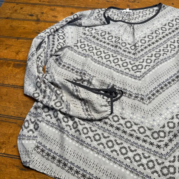Maurices Boho Chevron‎ Print Long Sleeve Tunic Top Women's XXL Gray - Image 2