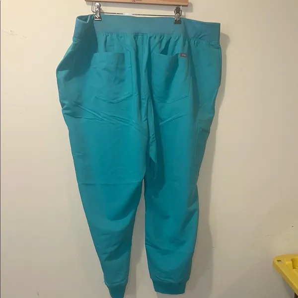 Women New Figs High Waisted Zamora Yoga Jogger Scrub Pant Surgical Green 5XLR - Image 5