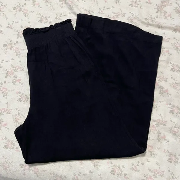 Abercrombie Cropped Wide Leg Pants - Image 2