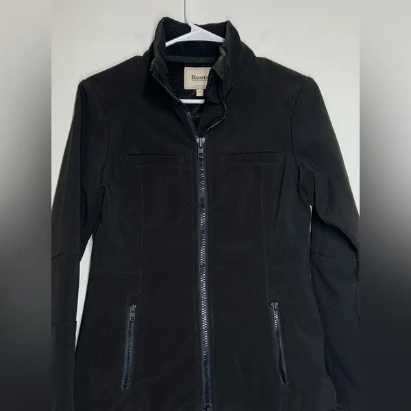 Roots outdoors softshell jacket women’s size S black full zip long sleeve‎ - Image 3