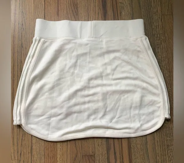 NWT Athleta serenity skirt XS - Image 4