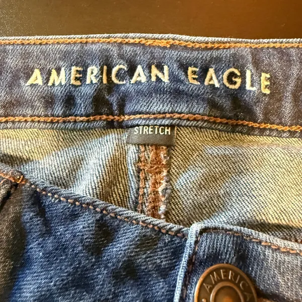 American Eagle Sz 14 Tomgirl Blue Jeans High Rise Relaxed Tapered Dark Wash - Image 3