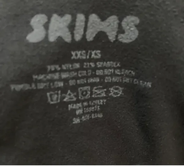 SKIMS Butt Lifting Sculpting Bodysuit XS - Image 4