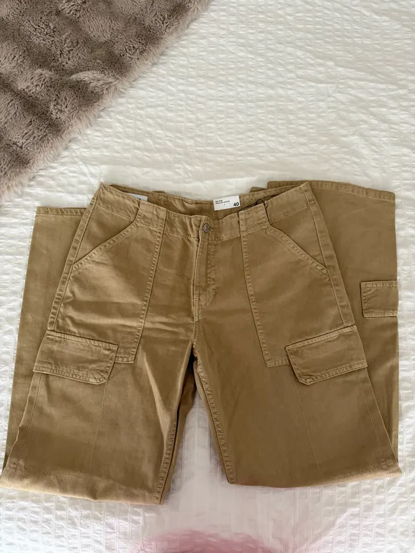 ZARA Cargo Pants Mid-Rise - Image 4