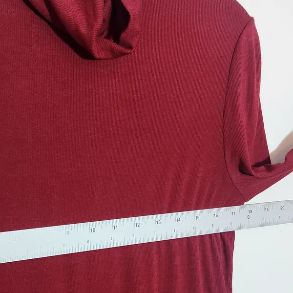 Fabletics Cranberry Red Turtleneck Size Large NWT - Image 6