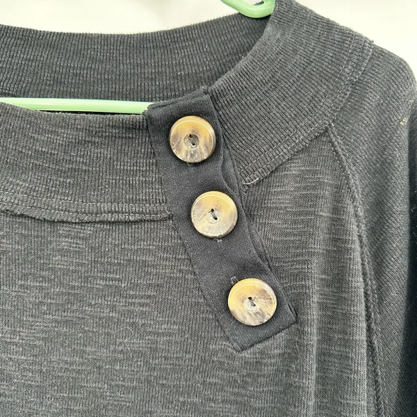 We The Free Size Large Sweater Dark Gray Button Accent‎ Long Sleeve Scoop Neck - Image 4