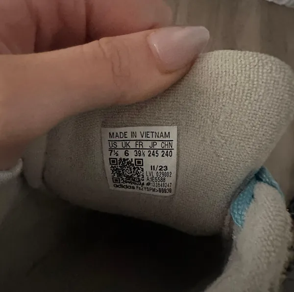 Adidas Campus Sneakers - Image 3