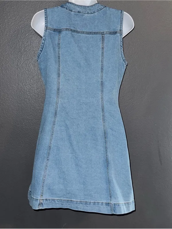 Vigoss Women's Denim Cotton Button-Up V-Neck Mini Dress Small - Medium - Image 5