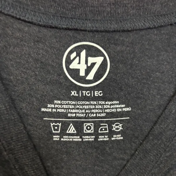 Houston astros mlb baseball tshirt size XL - Image 4