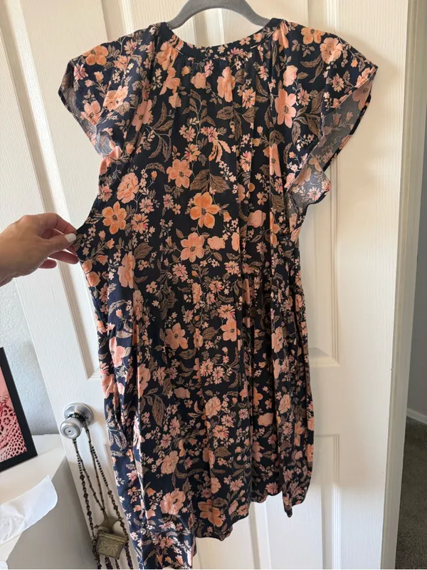 Old Navy Floral Flutter Sleeve Tiered Midi Dress Navy Peach Size XL - Image 9