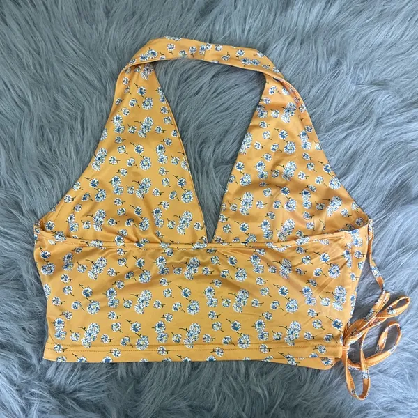 Floral Halter Top in Yellow and White - Image 2