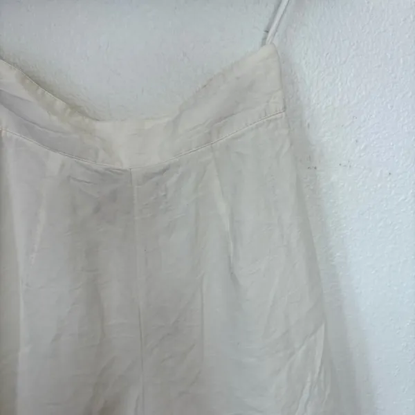 A Byer Vintage 80’s White High Waist Preppy Flowy Pearl Button Shorts - Image 9