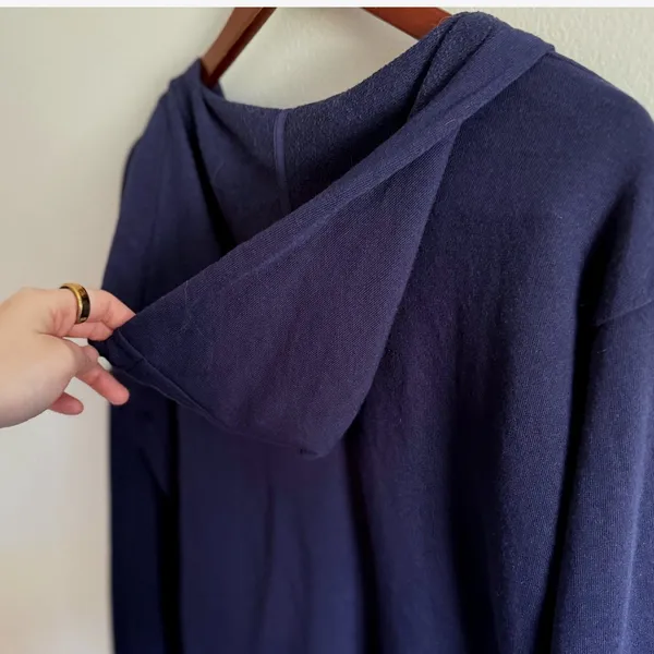 Lilly Pulitzer Navy Blue French Terry V-Neck Hudson‎ Pullover Hoodie Sz Small - Image 4