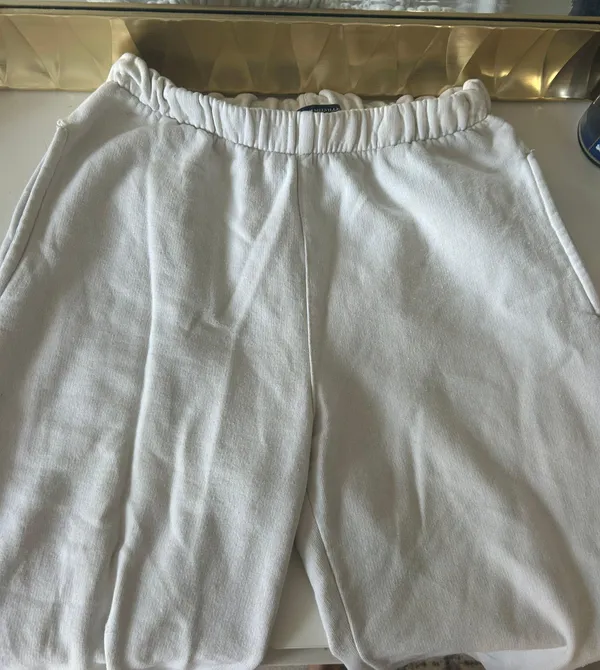 Brandy Melville Sweatpants - Image 5