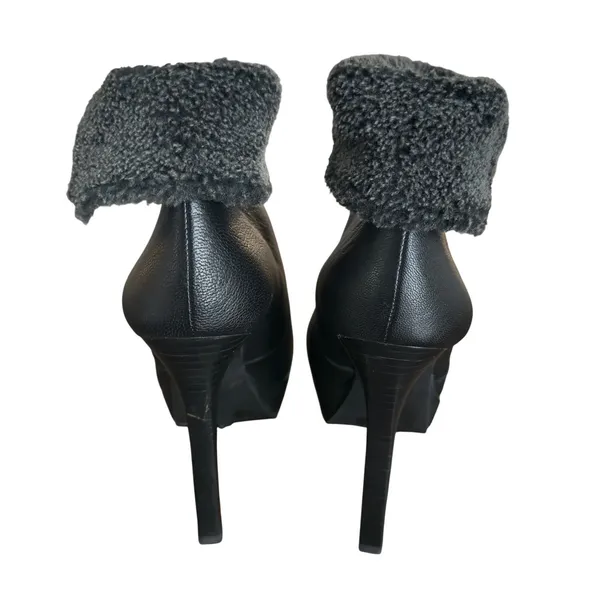 BCBG Generation Black Leather Faux Fur Trim Heeled Ankle Boots‎ Womens Size 6.5 - Image 5