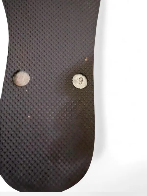 J Crew Charcoal Gray Black Flip Flops with Light Gray Flower Detail on Toes Sz 9 - Image 3