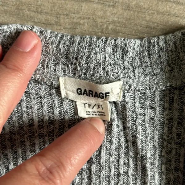 Garage open cardigan - Image 2