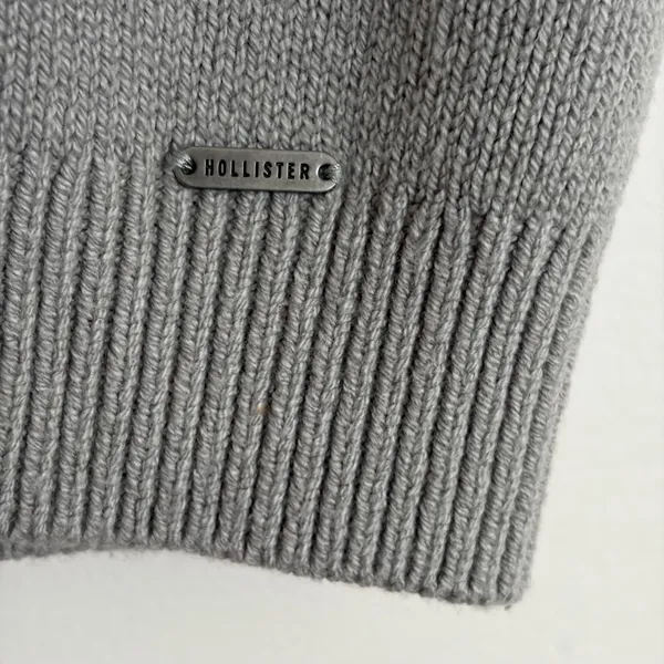 Hollister Grey V-Neck Cropped Sweater Vest Preppy Striped Trim Small‎ - Image 2