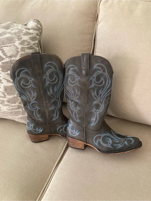 Brown Leather Western Boots with Blue Embroidery - Image 7