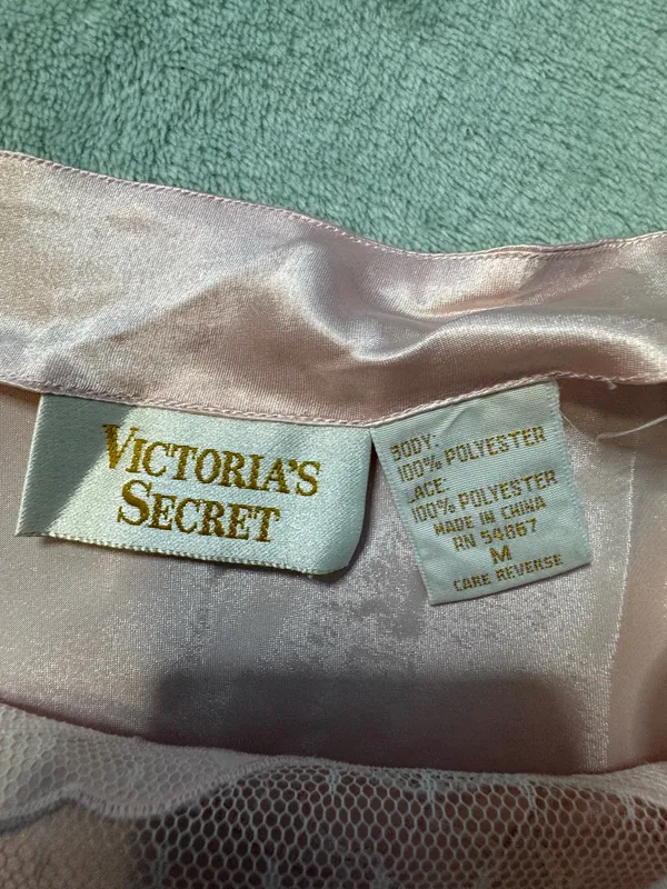 Vintage Victoria's Secret Does 20s Pink Floral Poly Satin Crop Cami Top - Image 8