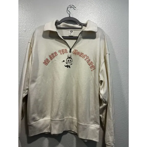 Uniqlo Cream Half-Zip Collared Sweatshirt with Pink Graphic - Image 3