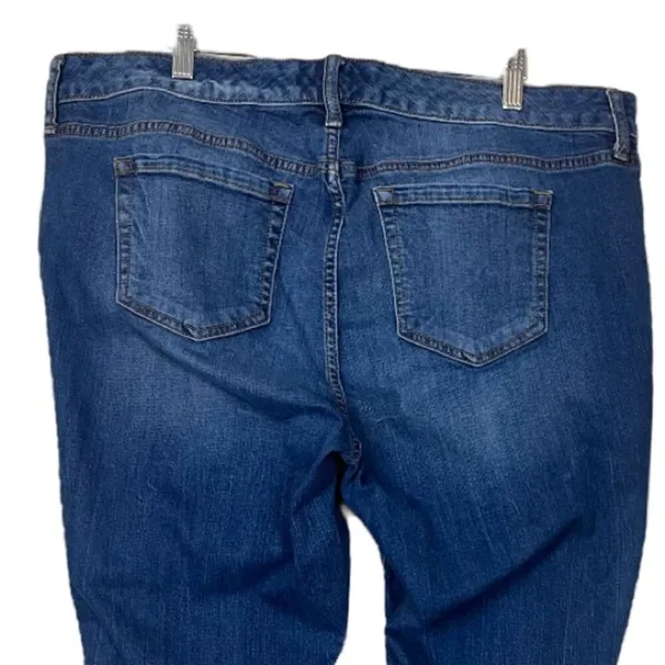 Torrid Jeans Straight Leg Distressed Mid Rise Medium Blue Wash Women’s Size 18 - Image 4