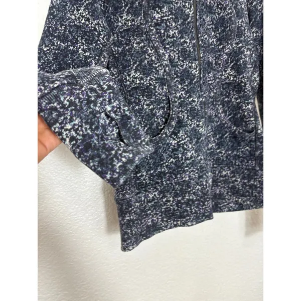Lululemon Scuba Hoodie II Size 6 Rocky Road Sand Dune Toothpaste / Storm - Image 7