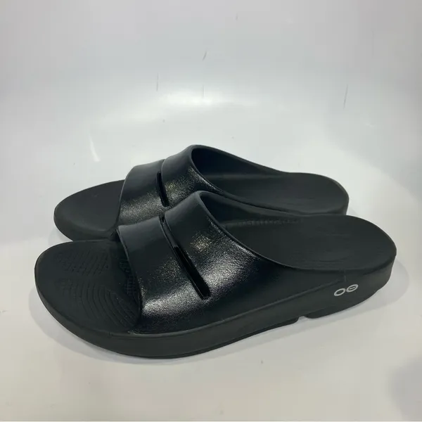 Oofos ooahh slides recovery shoes black comfort Shoes unisex sizing women’s 7‎ - Image 4