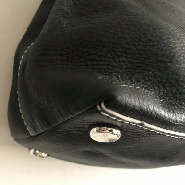 MAXX NEW YORK Medium Black Leather Handle Bag - Image 4