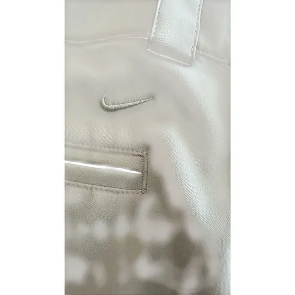 Nike Women's Khaki Golf Shorts size S - Image 3