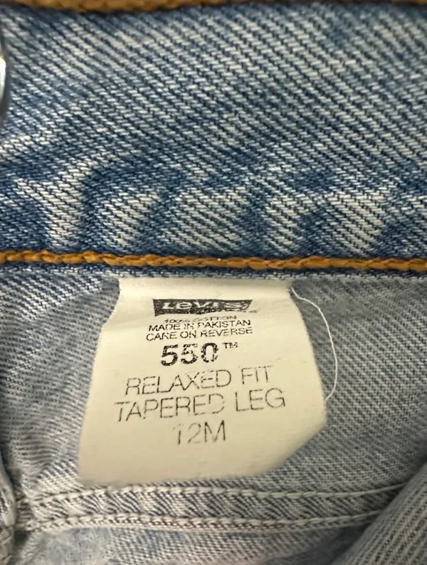 Vintage Levi’s 550 Women’s Light Blue Straight Leg Jeans 100% Cotton Size 12M - Image 5