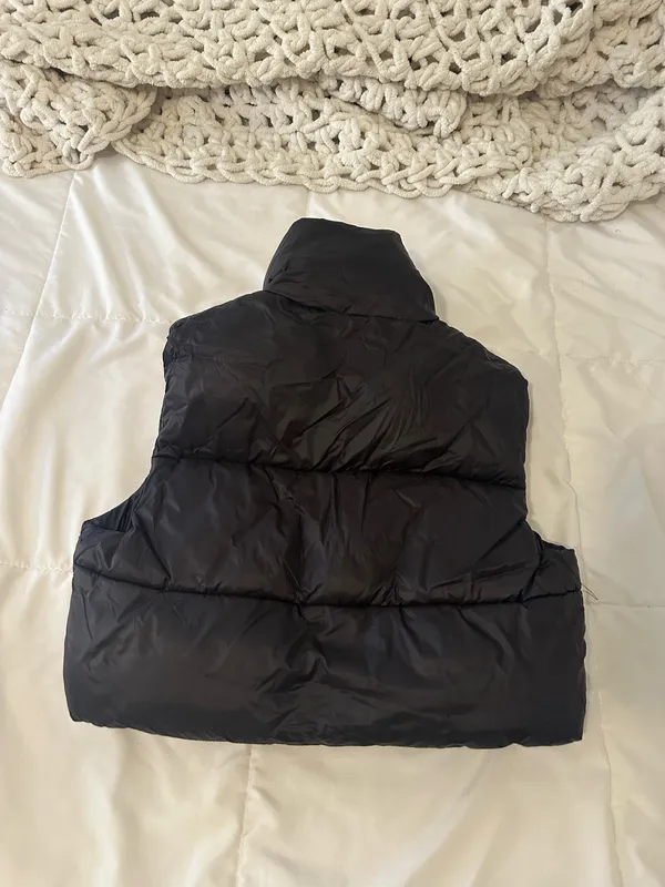Amazon black puffer vest - Image 2