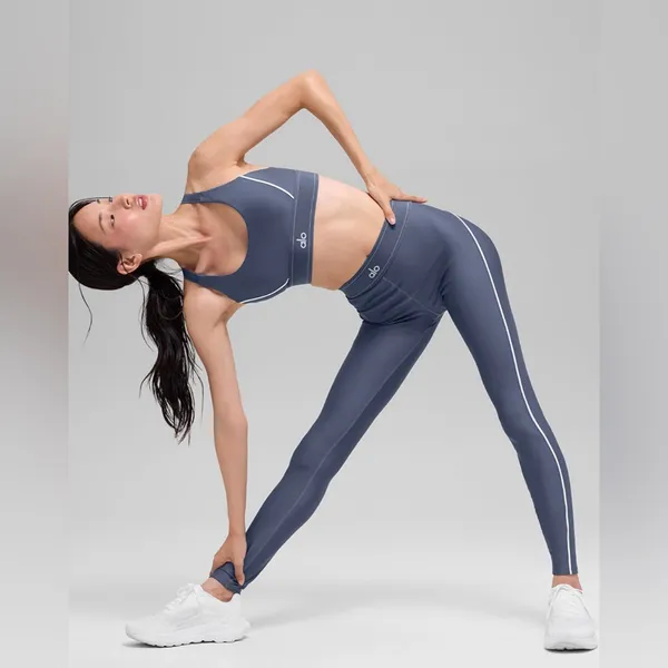 ALO Yoga NWT Bluestone White Airlift Suit Up legging Size M High Rise - Image 5